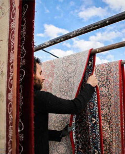 خشک کردن قالی در قالیشویی بلوار فردوس 
