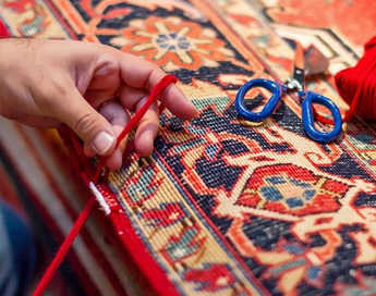 خدمات تخصصی و حرفه ای رفوی فرش در قالیشویی بلوار فردوس 
